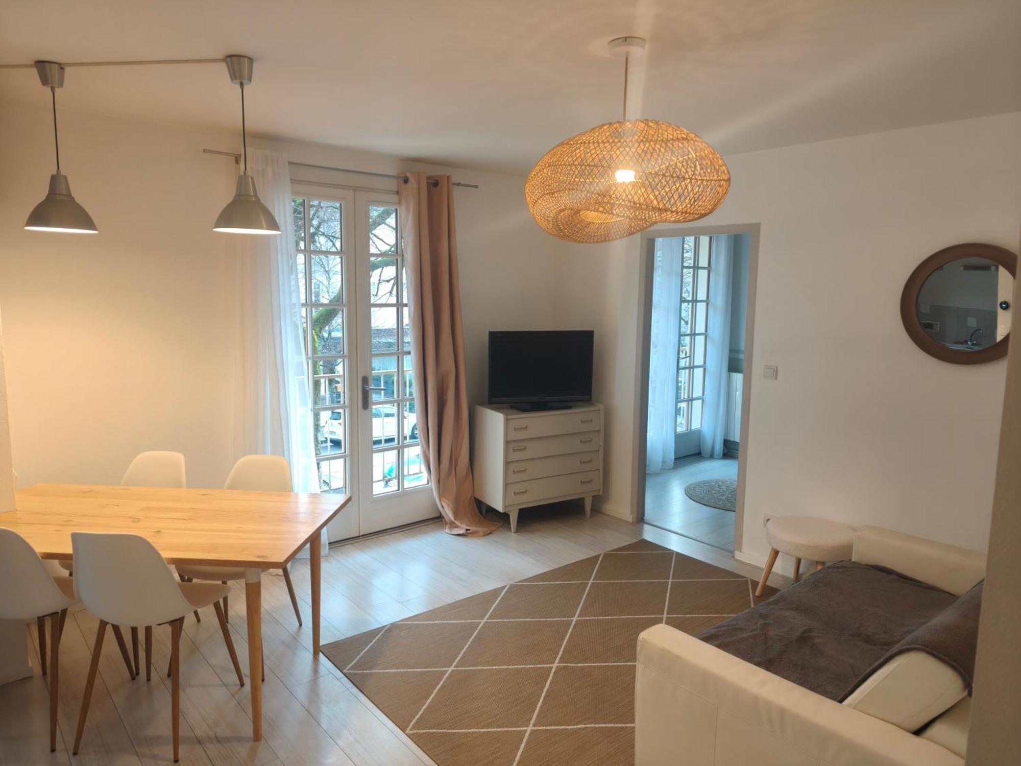 Ferienwohnung Bagneres De Luchon Hyper Centre Exterior foto